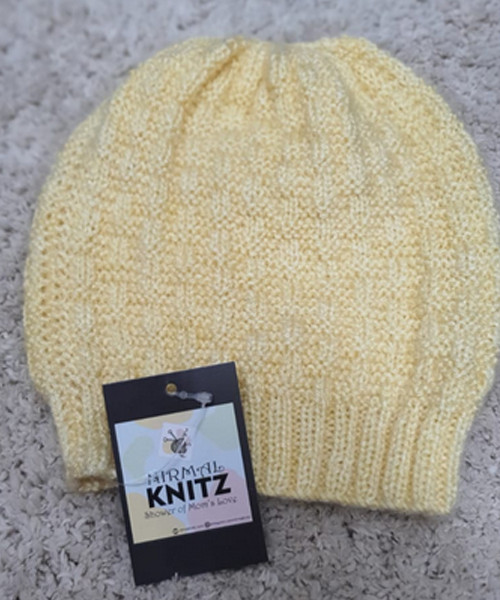 Simple Sober Pale Yellow Cap